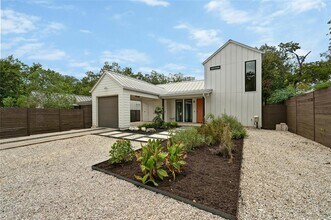 4416 Gillis St in Austin, TX - Building Photo - Building Photo