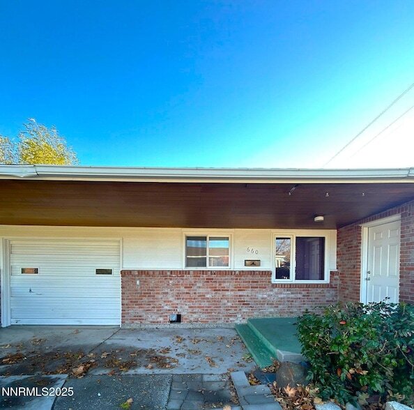 660 Kirman Ave in Reno, NV - Foto de edificio - Building Photo