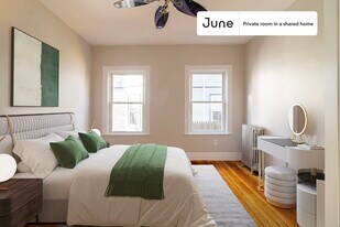 Room in Shared 5 bed/2 bath home in Brookline, MA - Building Photo