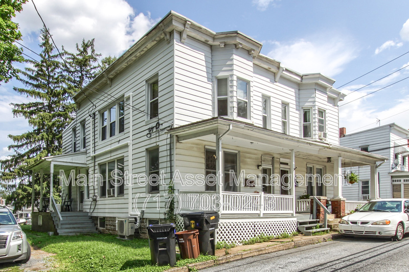 122 Houston Ave in Harrisburg, PA - Building Photo