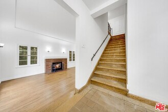 844 19th St in Santa Monica, CA - Building Photo - Building Photo