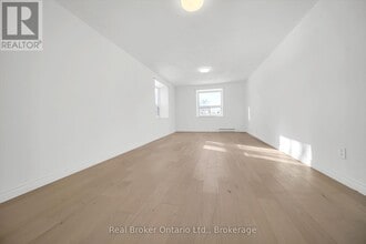 61 Vanier Dr in Guelph, ON - Building Photo - Building Photo