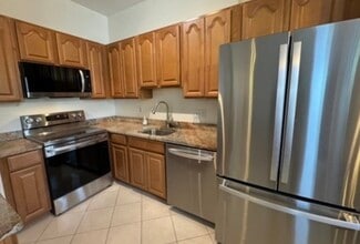 600 Washington St in Wellesley, MA - Building Photo - Building Photo