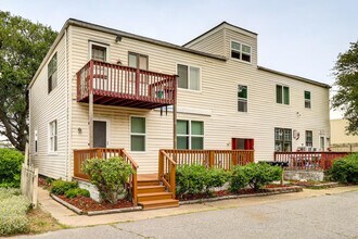 9611 3rd View St, Unit ID1385742P in Norfolk, VA - Foto de edificio - Building Photo