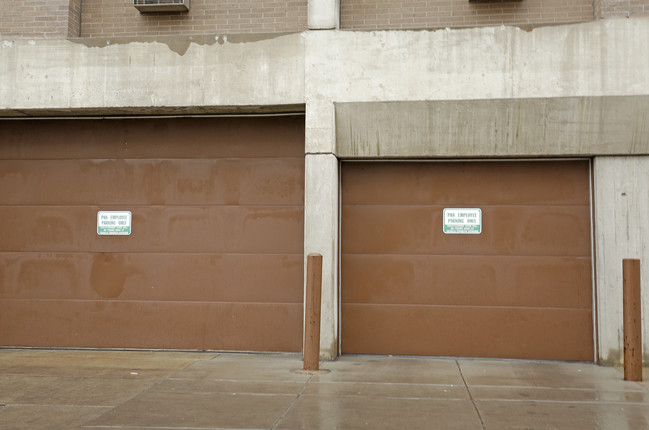 Exchange Hi-Rise in St. Paul, MN - Foto de edificio - Building Photo