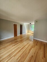 7379 N Winchester Ave in Chicago, IL - Building Photo - Building Photo