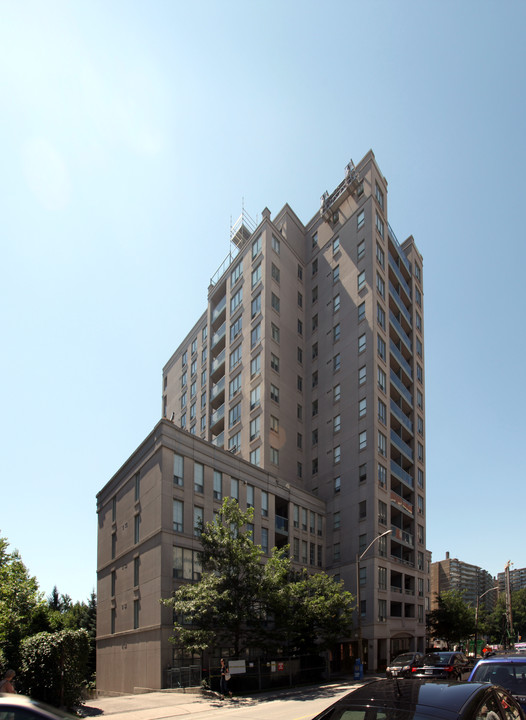 35 Merton St in Toronto, ON - Building Photo