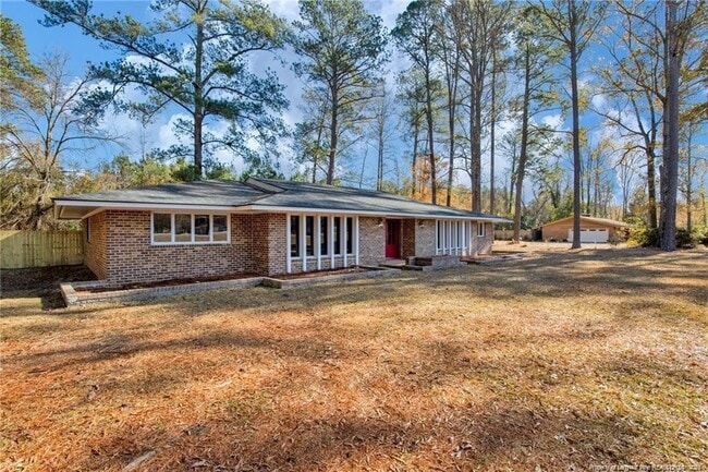 3983 Cedar Creek Rd in Fayetteville, NC - Building Photo - Building Photo