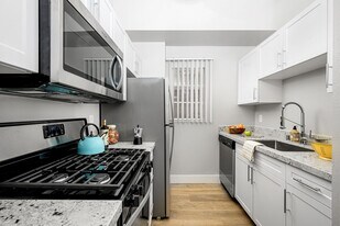 Mountain View Camarillo in Camarillo, CA - Building Photo