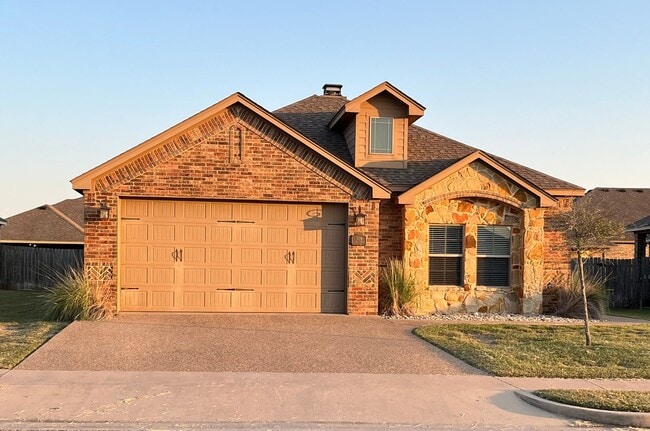 property at 3108 Silver Saddle Dr
