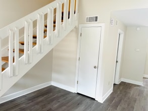 206 Rock Knoll Dr in Greenwood, SC - Building Photo - Building Photo