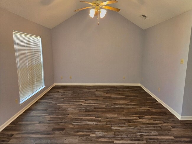 5527 Ginners Dr in Memphis, TN - Building Photo - Building Photo