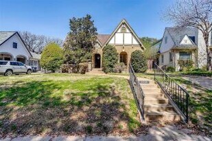 2220 Wilshire Blvd in Fort Worth, TX - Building Photo