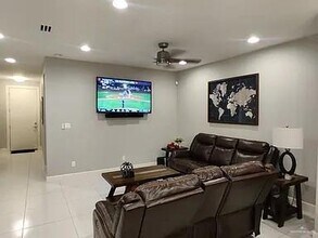1229 Ozark Ave in McAllen, TX - Building Photo - Building Photo