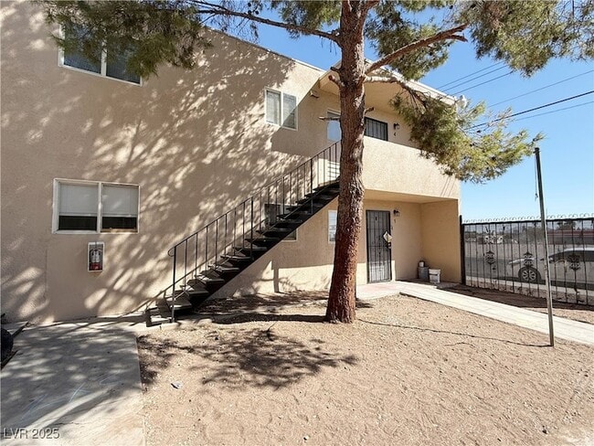 1309 N 23rd St, Unit 4 in Las Vegas, NV - Building Photo - Building Photo