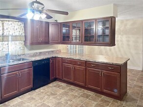 321 E Gunter St in Haines City, FL - Building Photo - Building Photo