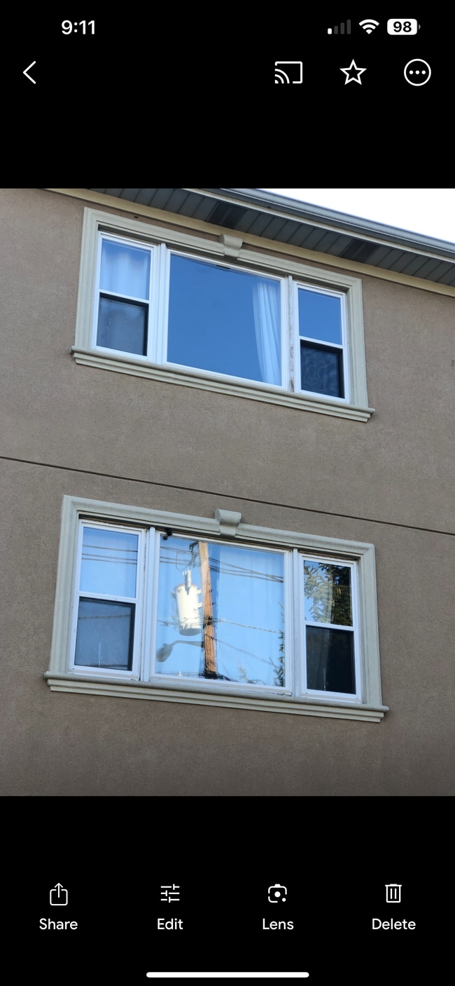 266 E 54th St, Unit House
