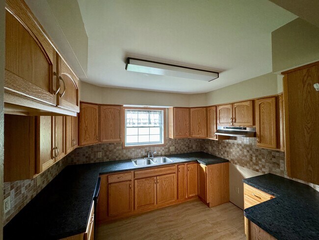 1988 Brant Rd, Unit Right in North Collins, NY - Building Photo - Building Photo