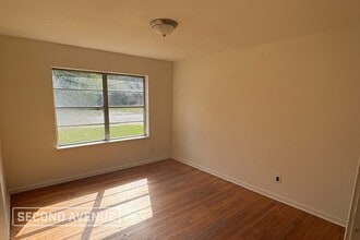 343 E Delz Dr in Houston, TX - Building Photo - Building Photo