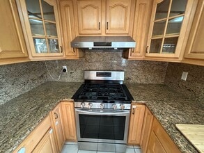 2614 Mabury Square in San Jose, CA - Building Photo - Building Photo