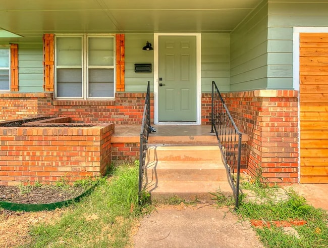 2417 Becker Pl in Del City, OK - Building Photo - Building Photo