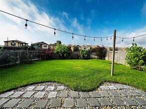 15811 Copper Oak Ln in Houston, TX - Building Photo - Building Photo