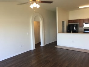 3701 Trapnell Grove Loop in Plant City, FL - Building Photo - Building Photo