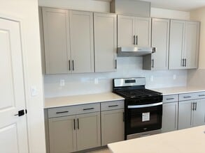 7339 Davenbury St in Las Vegas, NV - Building Photo - Building Photo