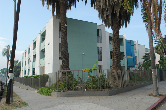 Villa Santa Rosa in Los Angeles, CA - Building Photo - Building Photo