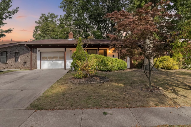 6412 Nelwood Rd