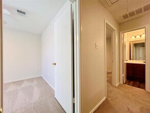 8508 Apple Carrie Cove in Austin, TX - Building Photo - Building Photo