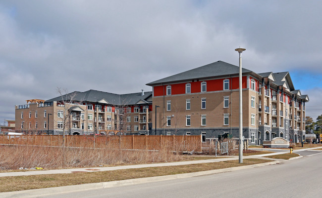 V2 Condos in Guelph, ON - Building Photo - Building Photo