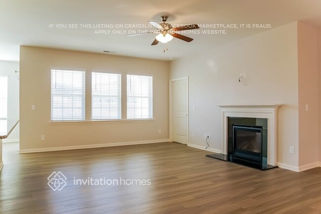 102 Relict Dr in Clayton, NC - Building Photo - Building Photo