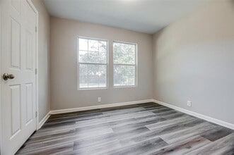 4206 Robert L Parish Sr. Ave in Dallas, TX - Building Photo - Building Photo