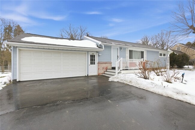 266 Willowcrest Dr in Rochester, NY - Building Photo - Building Photo