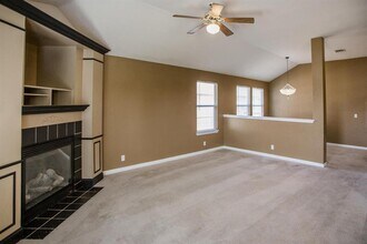 156 Spillway Dr in Kyle, TX - Building Photo - Building Photo