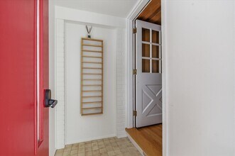 1510 Barnard Rd in Ann Arbor, MI - Building Photo - Building Photo