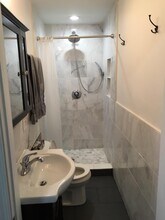 259 Windsor St, Unit 1R in Cambridge, MA - Foto de edificio - Building Photo