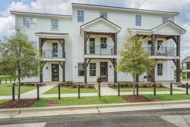 property at 831 14th St
