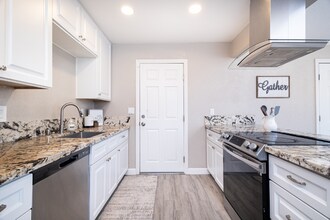5148 Jackson St in North Highlands, CA - Building Photo - Building Photo