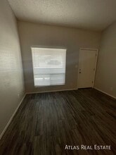 465 W Ivyglen St in Mesa, AZ - Building Photo - Building Photo