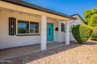 6808 E Loma Land Dr in Scottsdale, AZ - Building Photo - Building Photo