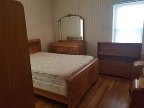 117 Thomas St in Fall River, MA - Building Photo - Building Photo