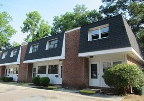 611 E 11th St in Greenville, NC - Building Photo