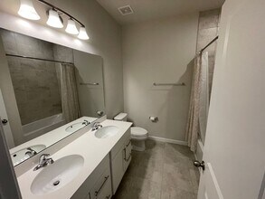 102 Eagle Hbr Wy in Daytona Beach, FL - Building Photo - Building Photo