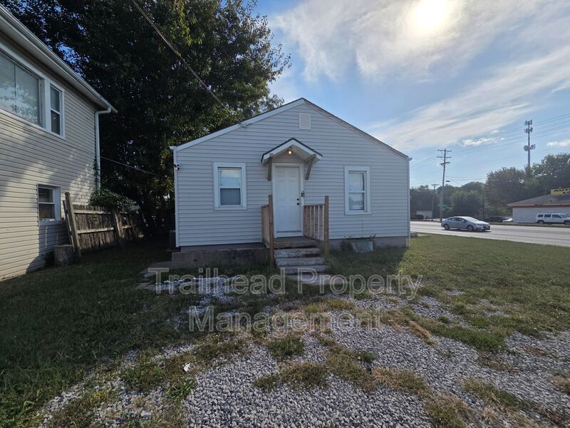 1506 West 23rd St S in Independence, MO - Building Photo