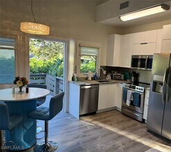 2548 Weeks Ave in Naples, FL - Building Photo - Building Photo