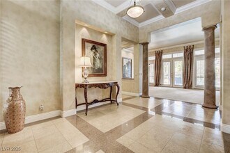 204 Valiente St in Las Vegas, NV - Building Photo - Building Photo