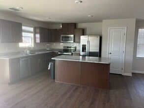 1863 Quail Run Wy in Spring Hill, TN - Building Photo - Building Photo