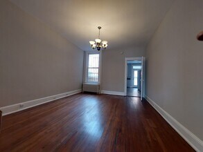 1330 G St SE in Washington, DC - Foto de edificio - Building Photo